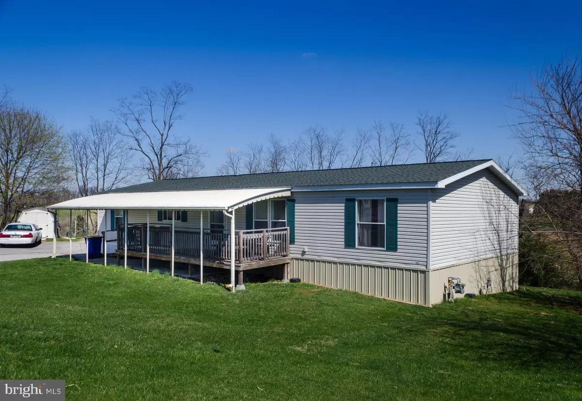 Stewartstown, PA 17363,1 FALKIRK CT