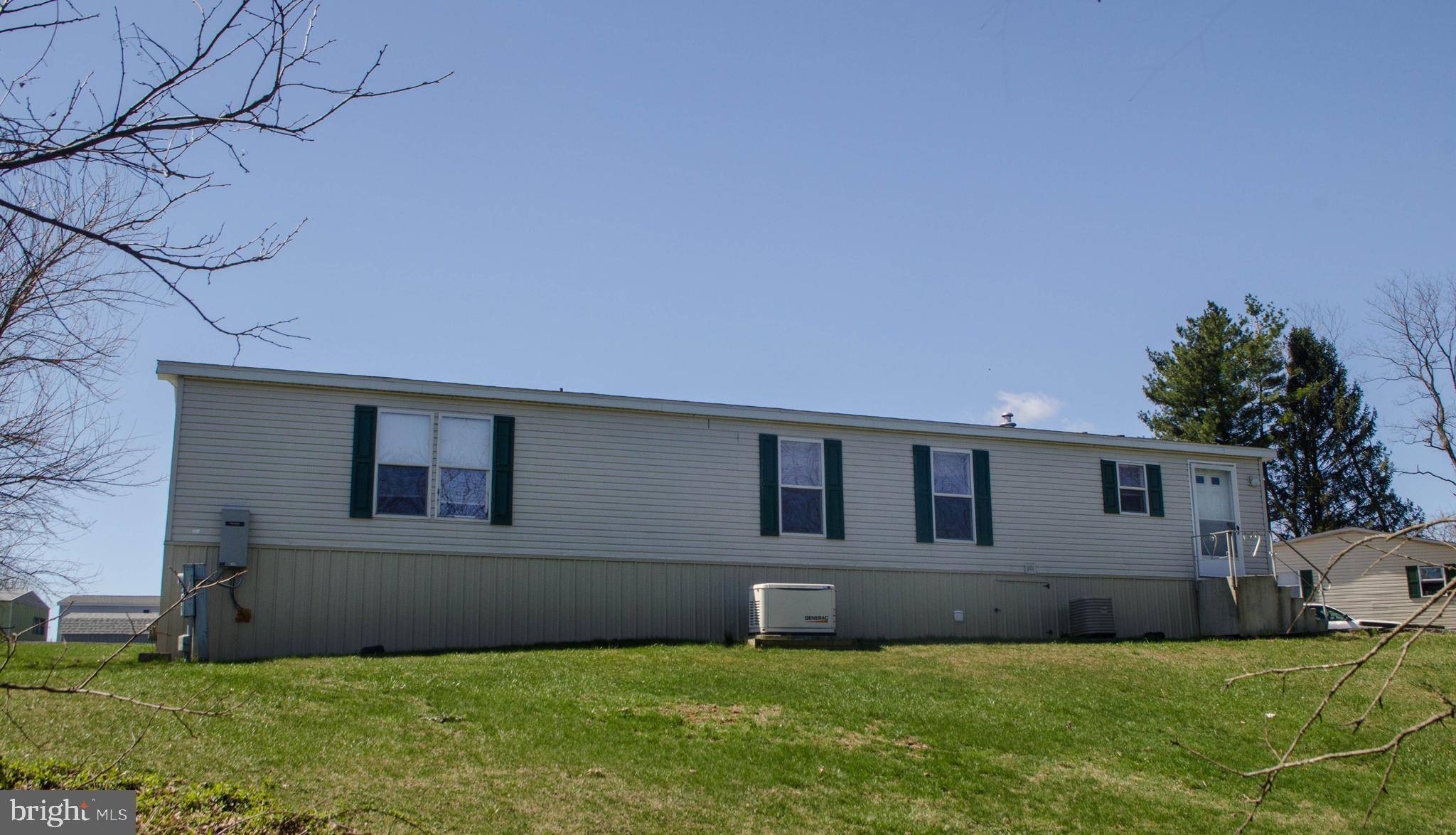 Stewartstown, PA 17363,1 FALKIRK CT