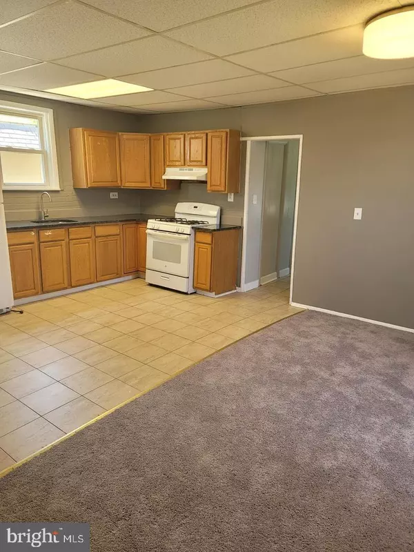 Mount Holly, NJ 08060,212-1/2 RANCOCAS RD