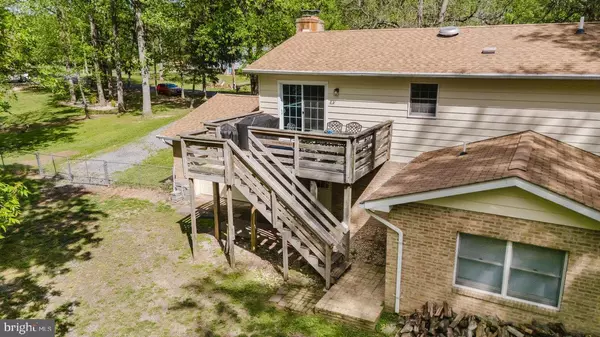 Falling Waters, WV 25419,119 CANAL RD