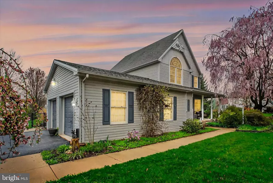 5651 PINE RD, Thomasville, PA 17364