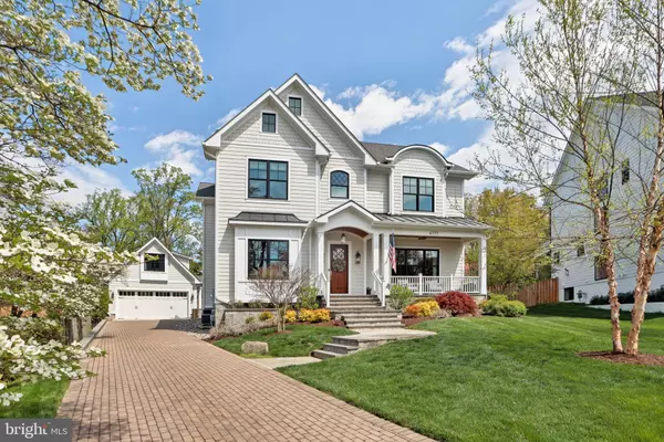 4777 33RD ST N, Arlington, VA 22207