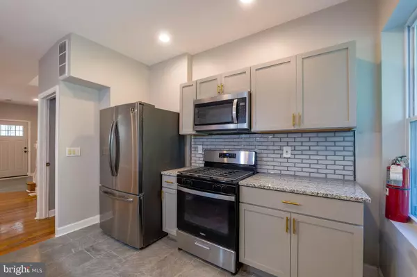 Baltimore, MD 21229,3410 W FRANKLIN ST