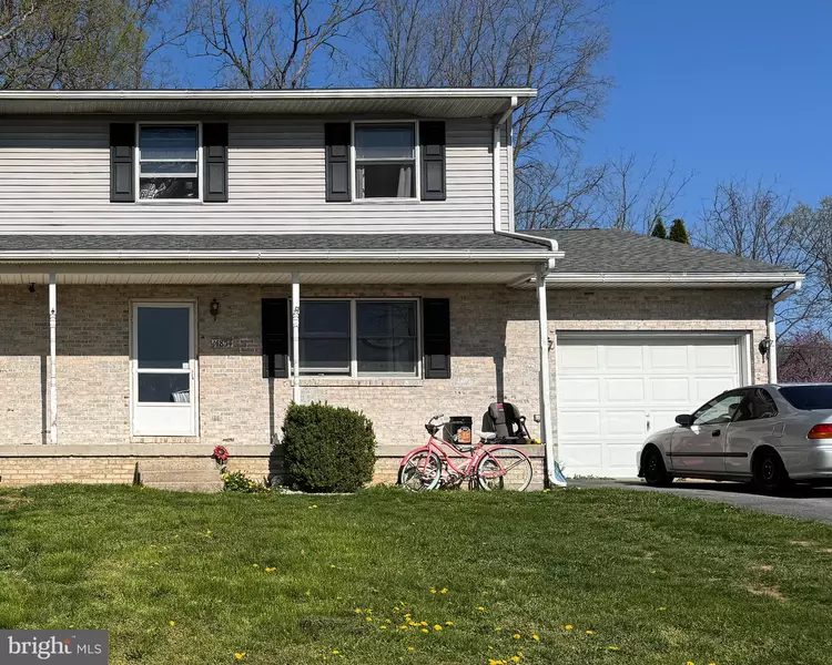 14854 SHERWOOD DR, Greencastle, PA 17225