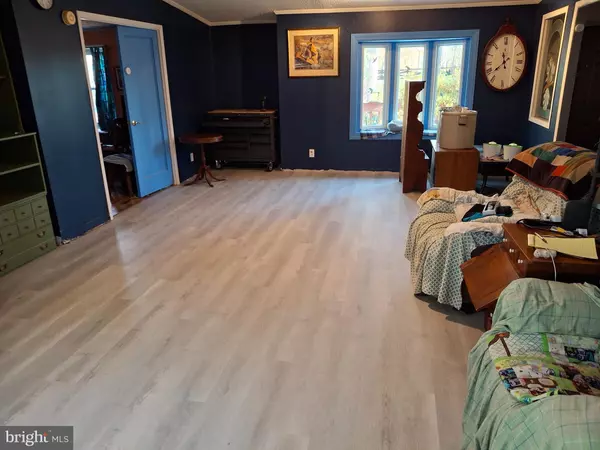 Palmyra, VA 22963,2496 LAKE MONTICELLO RD