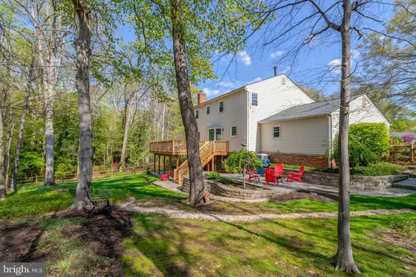 Annandale, VA 22003,8309 FIVE GATES RD