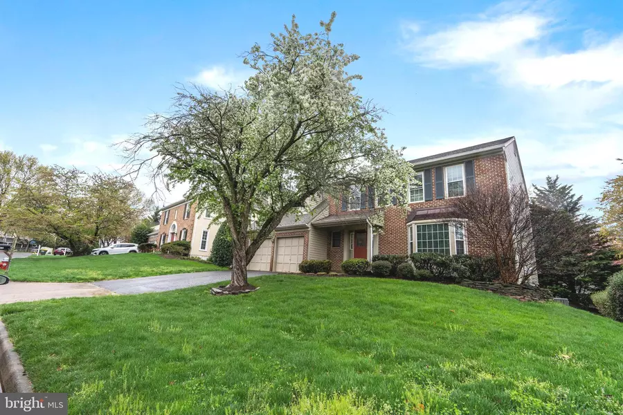 4318 POPLAR BRANCH DR, Chantilly, VA 20151
