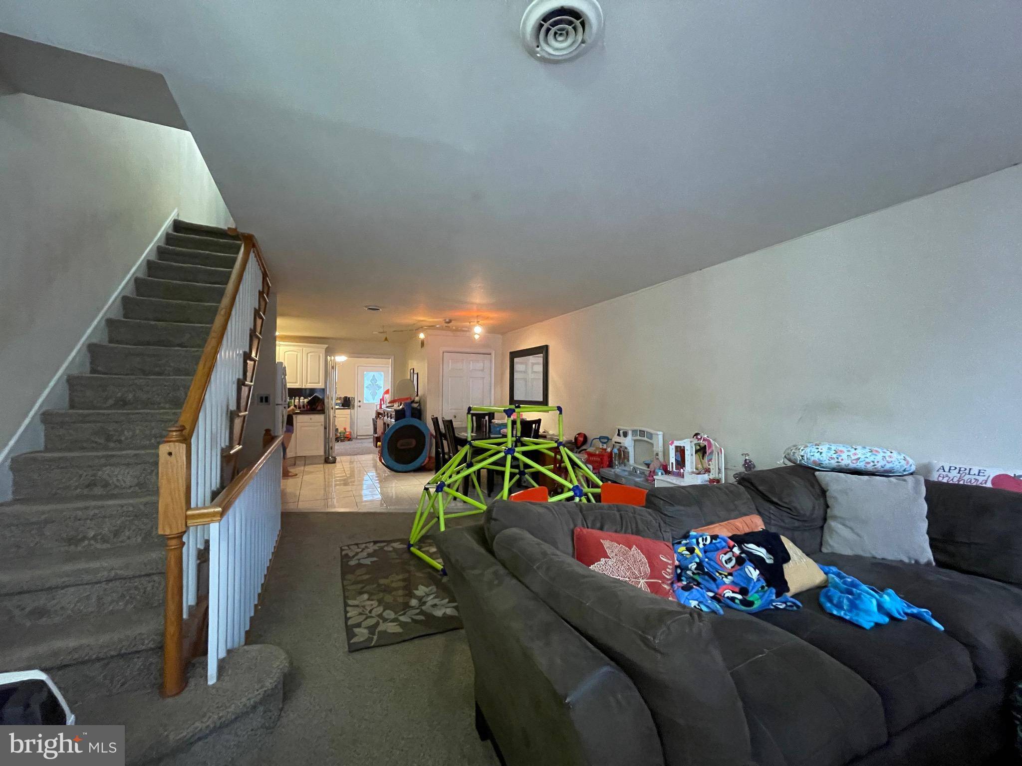 Philadelphia, PA 19148,2511 S 10TH ST
