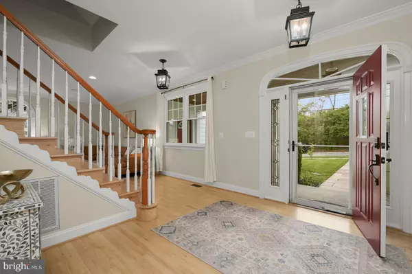 Bethesda, MD 20814,4317 MAPLE AVE