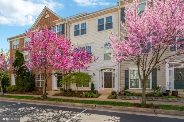 Alexandria, VA 22304,3804 DOMINION MILL DR