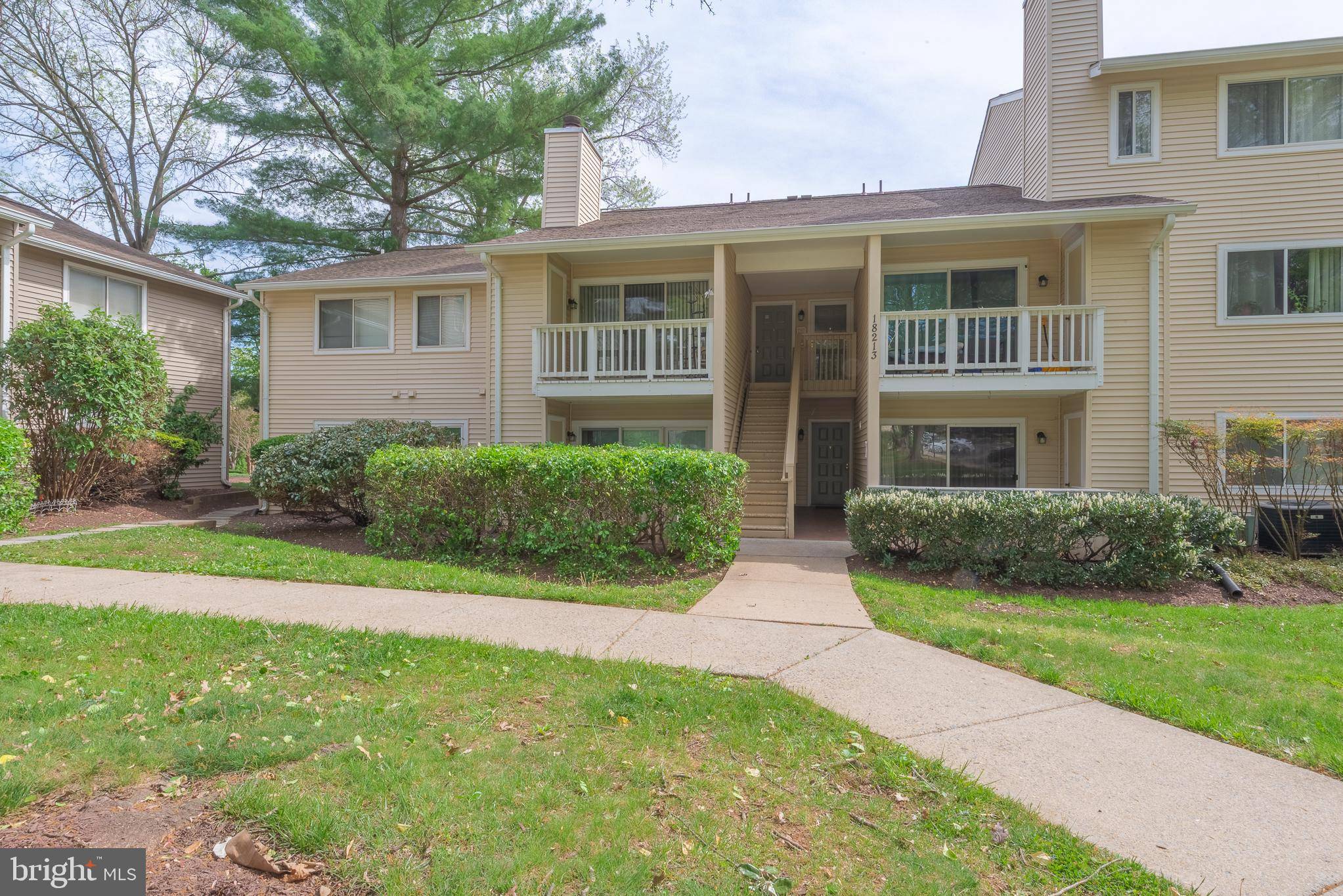 18213 SWISS CIR #2-81, Germantown, MD 20874