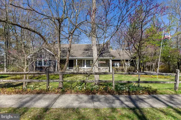 Princeton, NJ 08540,106 LEABROOK LN