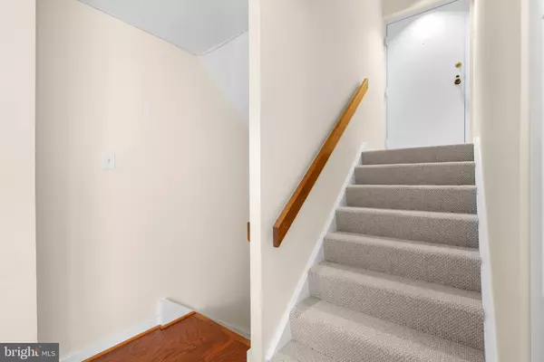 Washington, DC 20007,3222 CHERRY HILL LN NW #B2
