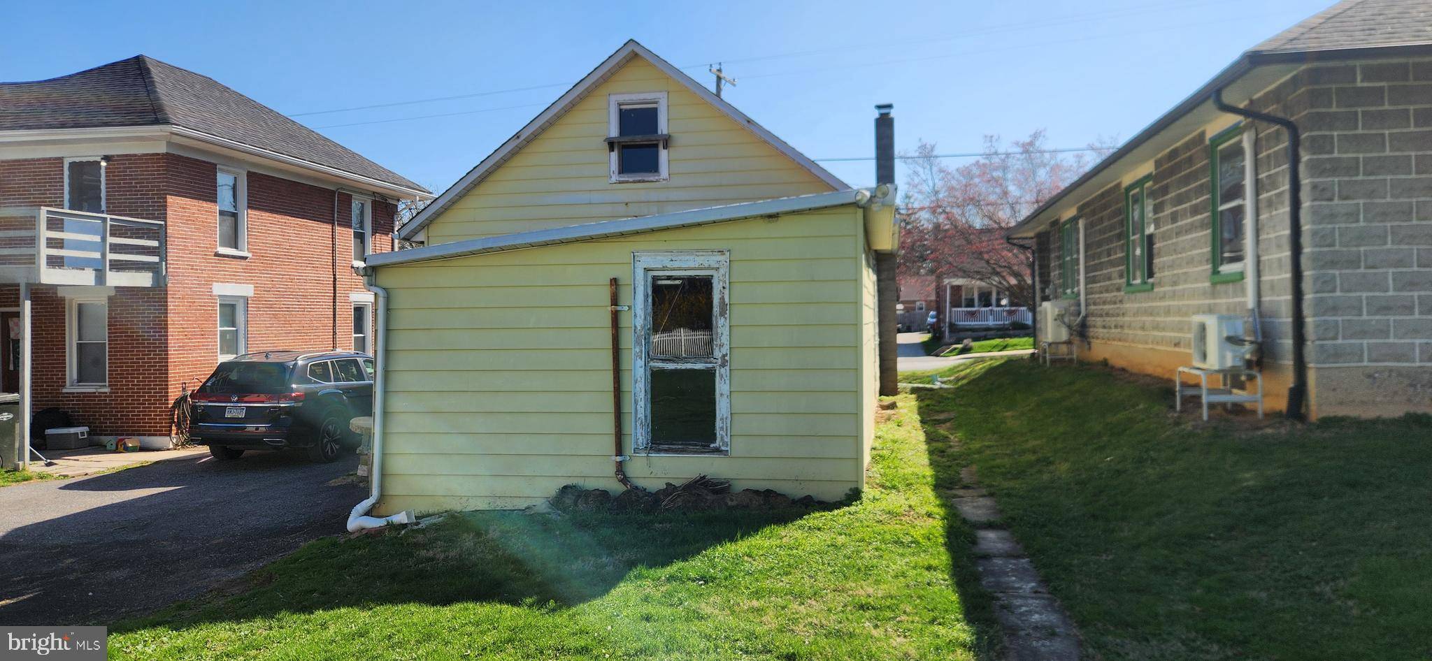 Jacobus, PA 17407,16 N MAIN ST