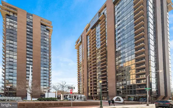 233 S 6TH ST #806, Philadelphia, PA 19106