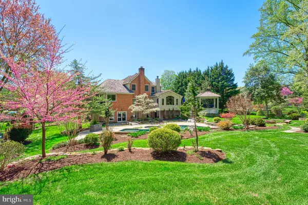 Vienna, VA 22181,10720 HUNTERS PL