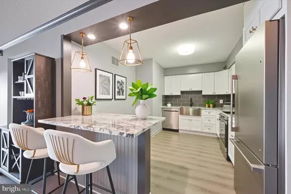 King Of Prussia, PA 19406,21438 VALLEY FORGE CIR #1438