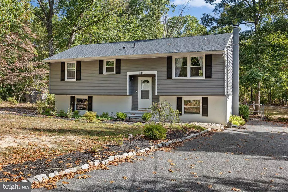 Malaga, NJ 08328,308 OAK AVE