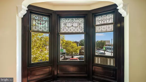 Philadelphia, PA 19145,2206 S BROAD ST #2ND FLOOR