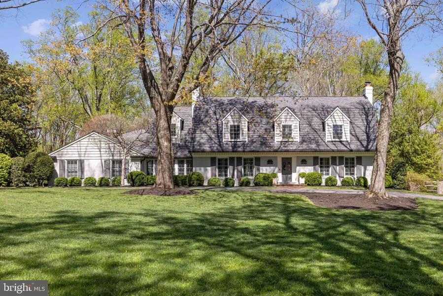 10901 BURBANK DR, Potomac, MD 20854