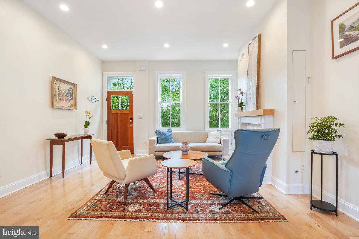 Washington, DC 20009,1809 12TH ST NW