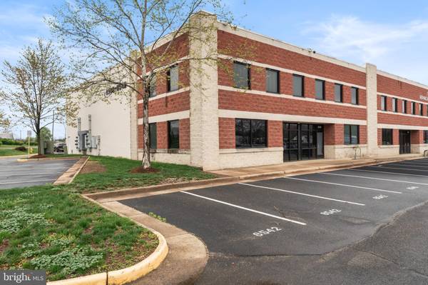 8542 VIRGINIA MEADOWS DR, Manassas, VA 20109