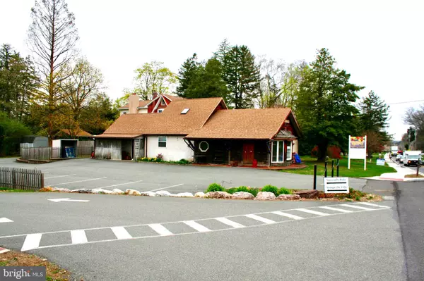 442 N LEWIS RD, Royersford, PA 19468