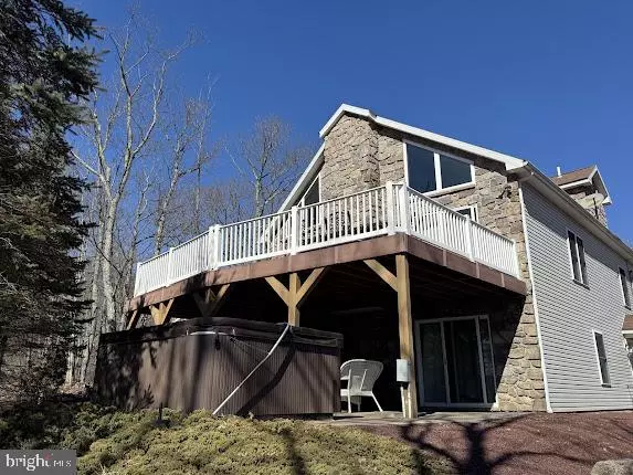 Hazle Township, PA 18202,5 TROON ROAD