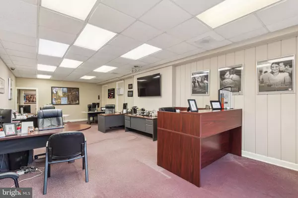 Philadelphia, PA 19136,8912 FRANKFORD AVE