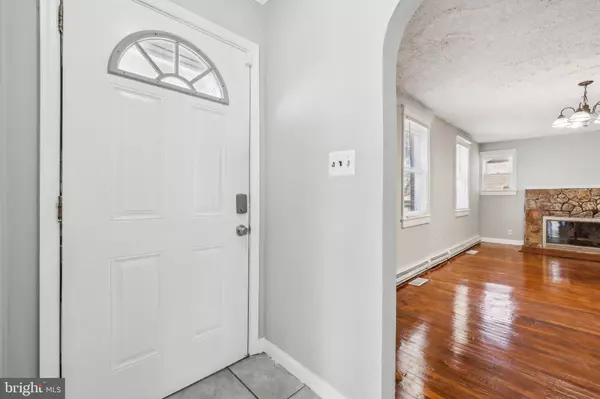 Lanham, MD 20706,1515 3RD ST