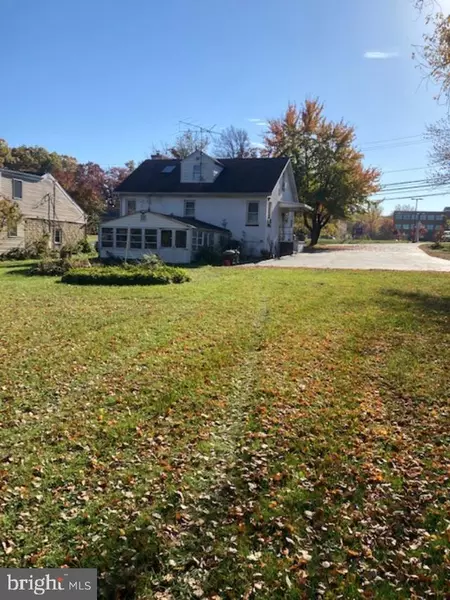 5240 KING AVE, Rosedale, MD 21237