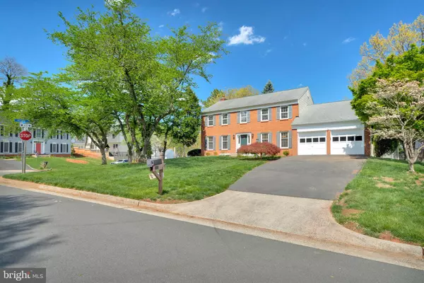 200 HAWKINS LN,  Sterling,  VA 20165