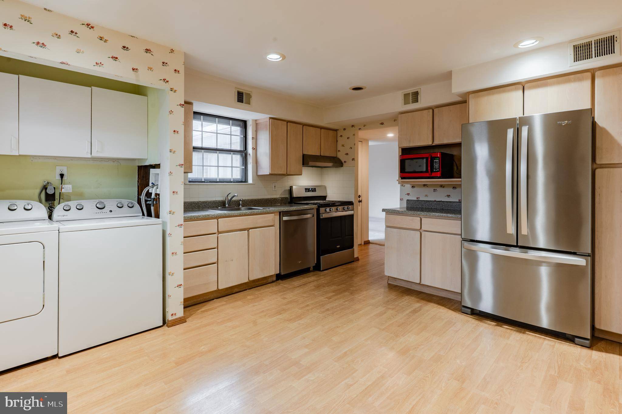 Lower Gwynedd, PA 19002,501 N BETHLEHEM PIKE #4-C
