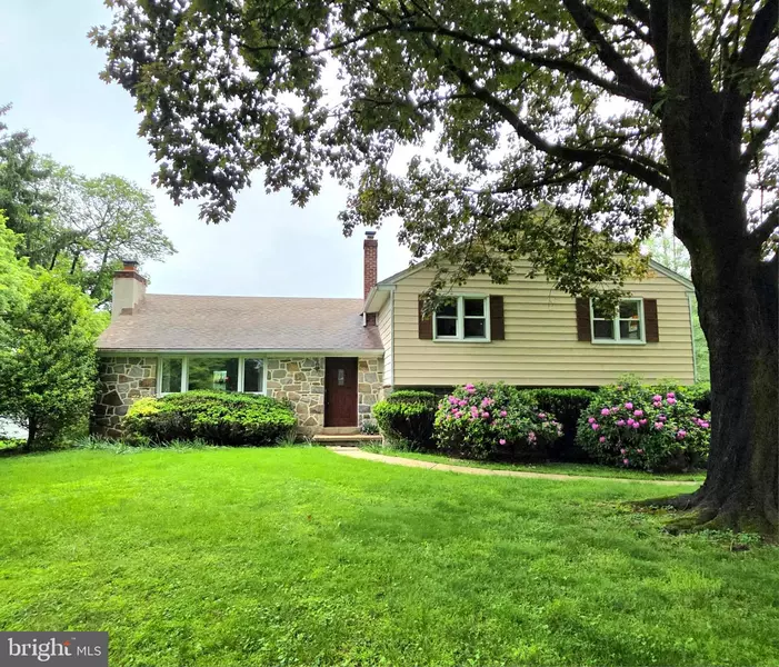 1261 BUCK LN, West Chester, PA 19382