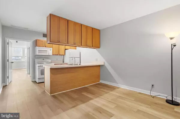 Philadelphia, PA 19107,1100 VINE ST #500