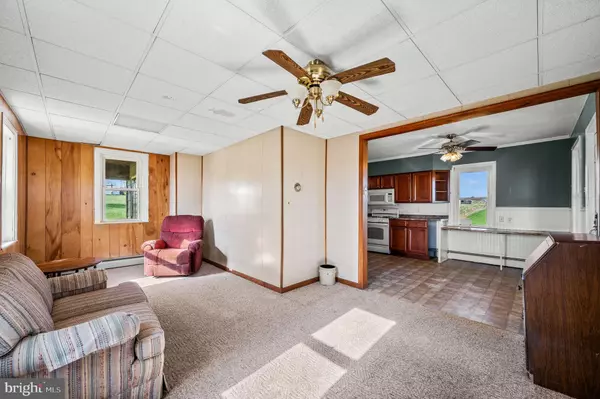 Hamburg, PA 19526,1734 WINDSOR CASTLE RD