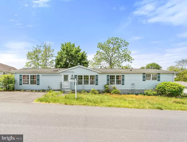 402 FORDHOOK, Doylestown, PA 18901