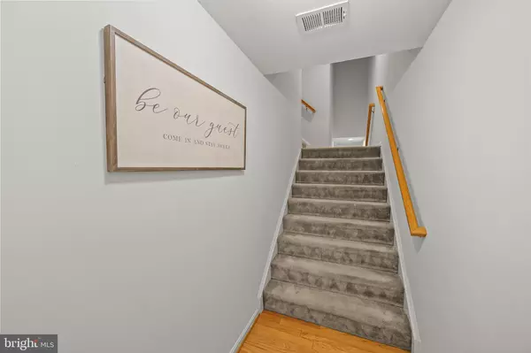 Woodbridge, VA 22191,2457 BATTERY HILL CIR