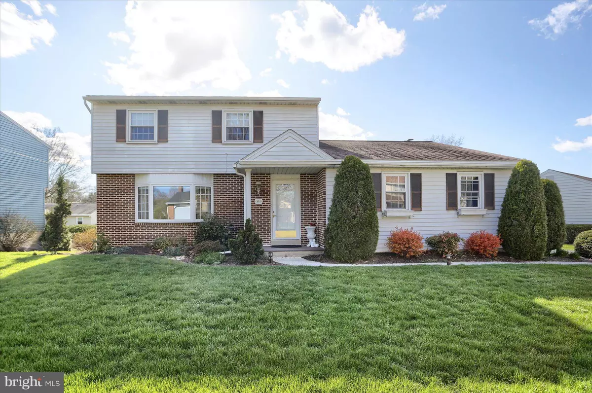 Camp Hill, PA 17011,526 FAIRWAY DR