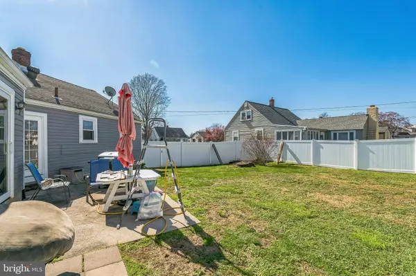 Norwood, PA 19074,124 S LOVE LN