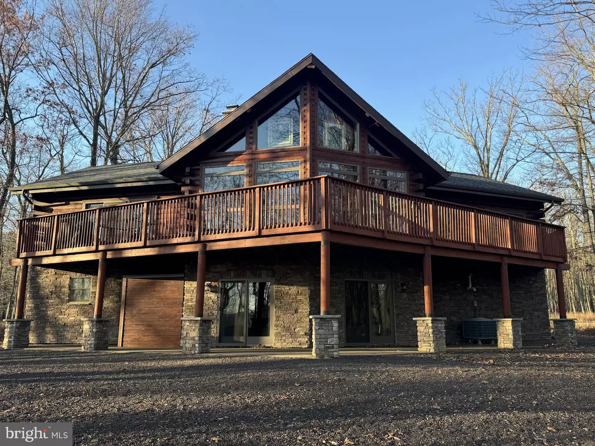 Hazleton, PA 18202,720 TURNBERRY LANE