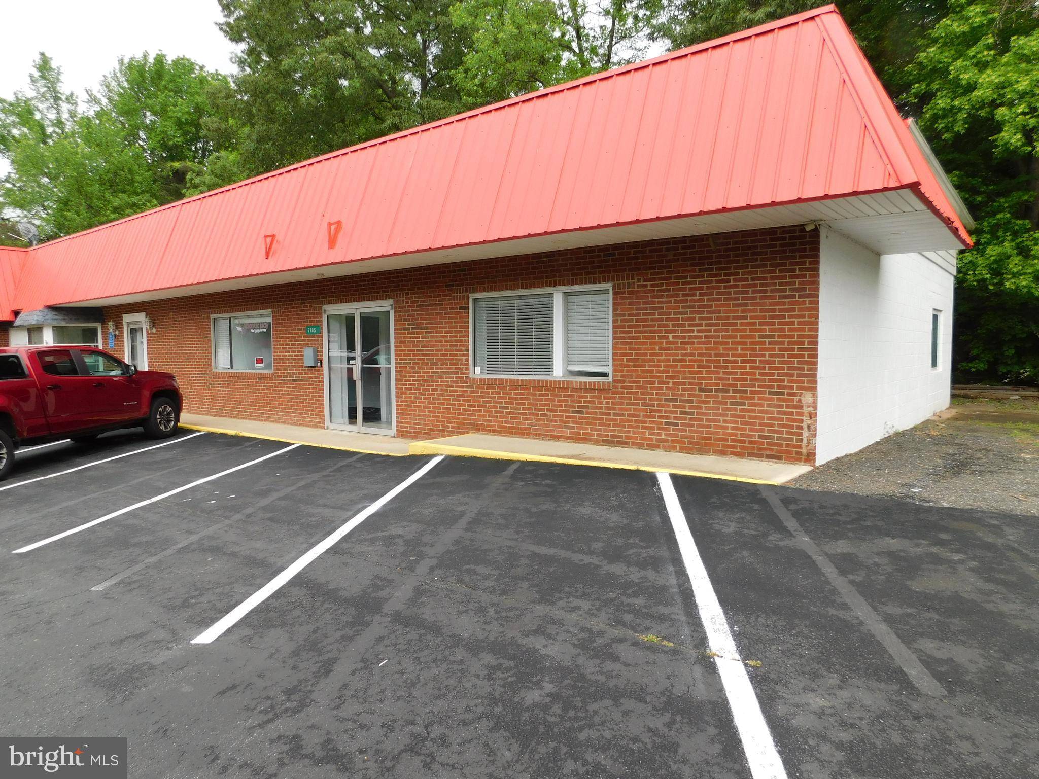 King George, VA 22485,7185 KINGS HWY.