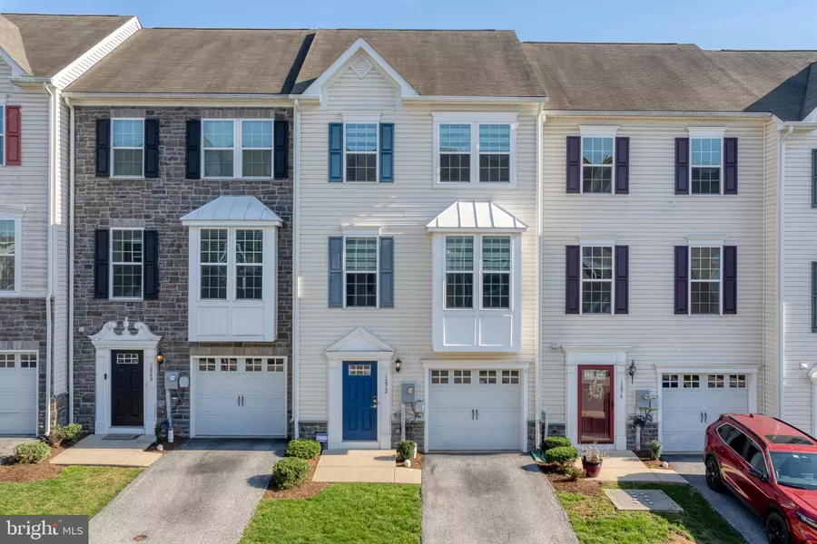 1272 ELDERSLIE LN #92, York, PA 17403