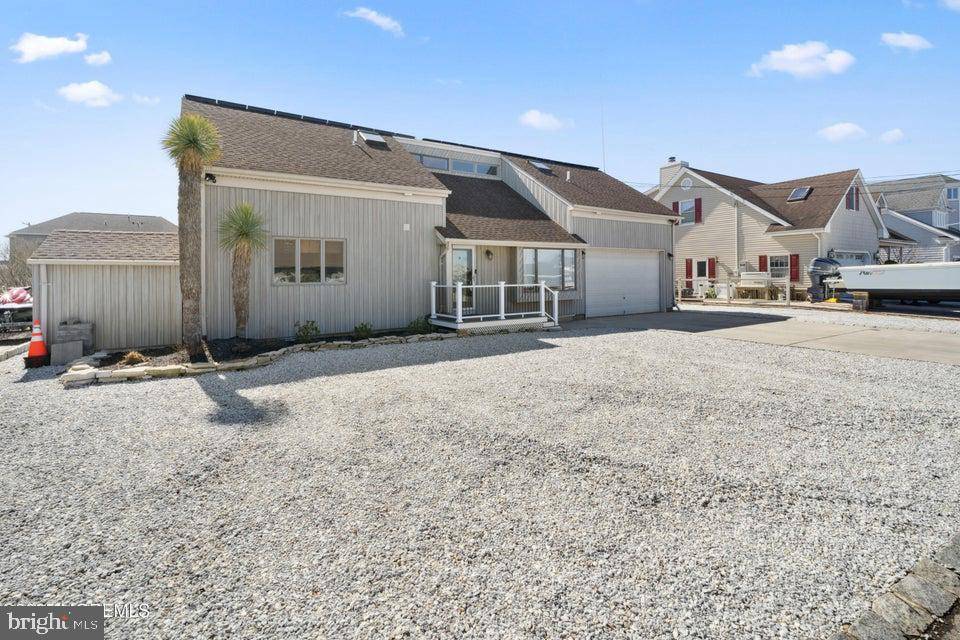 Forked River, NJ 08731,823 FOREPEAK DR