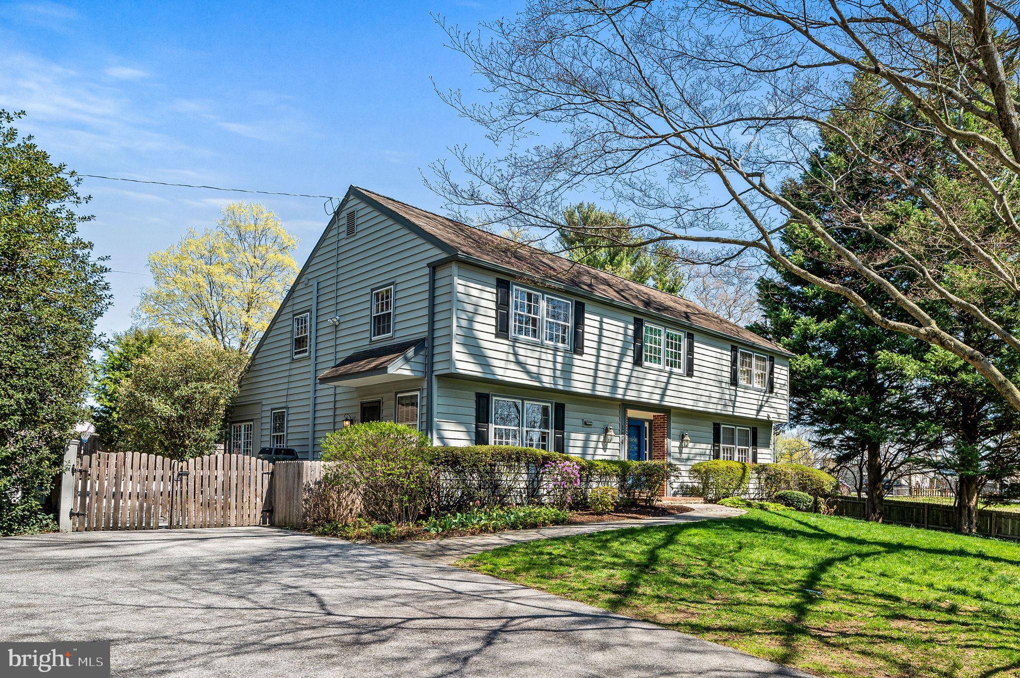 124 S PROVIDENCE RD, Wallingford, PA 19086