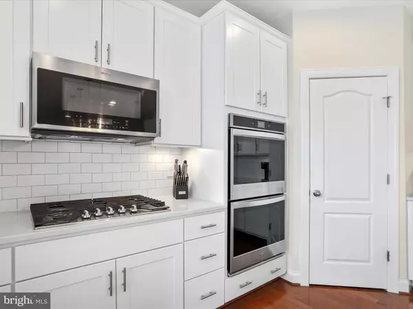 Stephens City, VA 22655,208 BRIDGEWATER DR