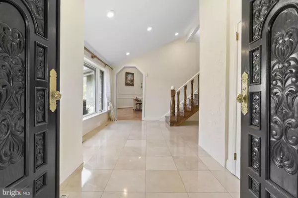 Ambler, PA 19002,277 WOODCOCK LN