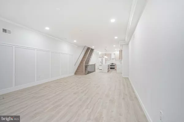 Philadelphia, PA 19148,1143 TASKER ST