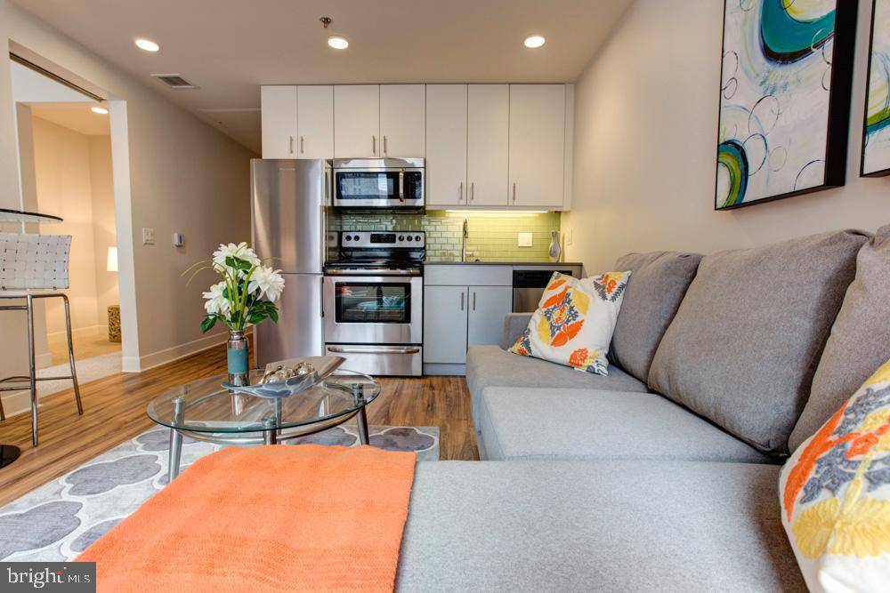 Philadelphia, PA 19102,42 S 15TH ST #1B-1405