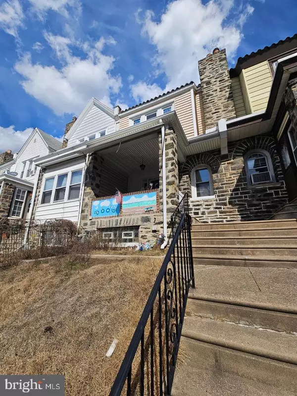 207 AVON RD, Upper Darby, PA 19082